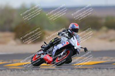 media/Sep-11-2022-SoCal Trackdays (Sun) [[81b7e951af]]/Turn 7 (1145am)/